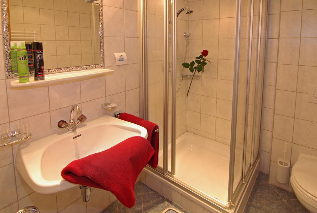 Hotel Garni Romantik 菲根 客房 照片