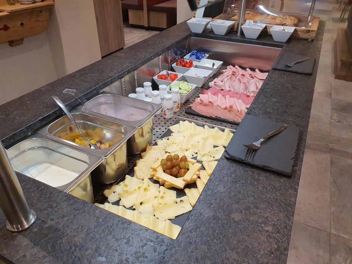 Hotel Garni Romantik 菲根 外观 照片