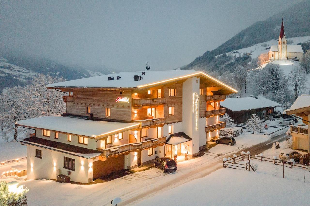 Hotel Garni Romantik 菲根 外观 照片