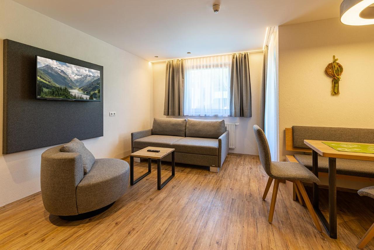 Hotel Garni Romantik 菲根 外观 照片